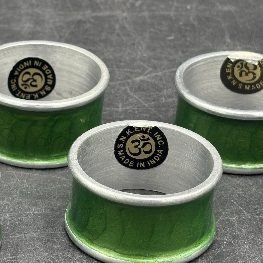 Vtg Set Of 8 Bright Green Enamel Brass Napkin Rings India